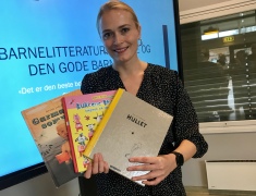 BEST I VERDEN: Norske bildebøker har høy kvalitet, sier universitetslektor Julie Nordahl. Foto: Astrid Borchgrevink Lund.